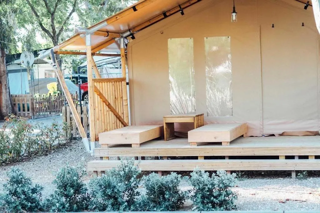 Campsite Camping Miramar Playa - Tienda Familiar Torredembarra