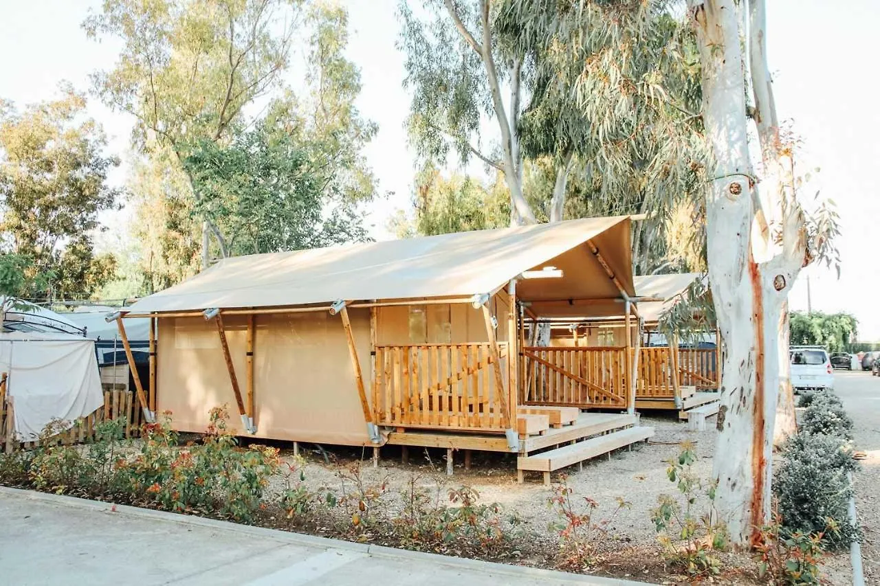 Camping Miramar Playa - Tienda Familiar 토르뎀바라